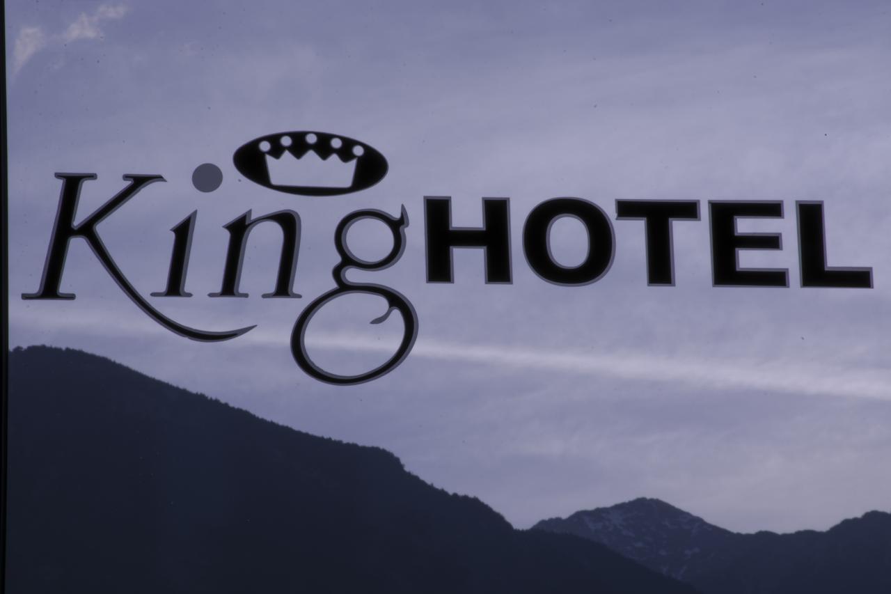 King Hotel Peje Exterior photo